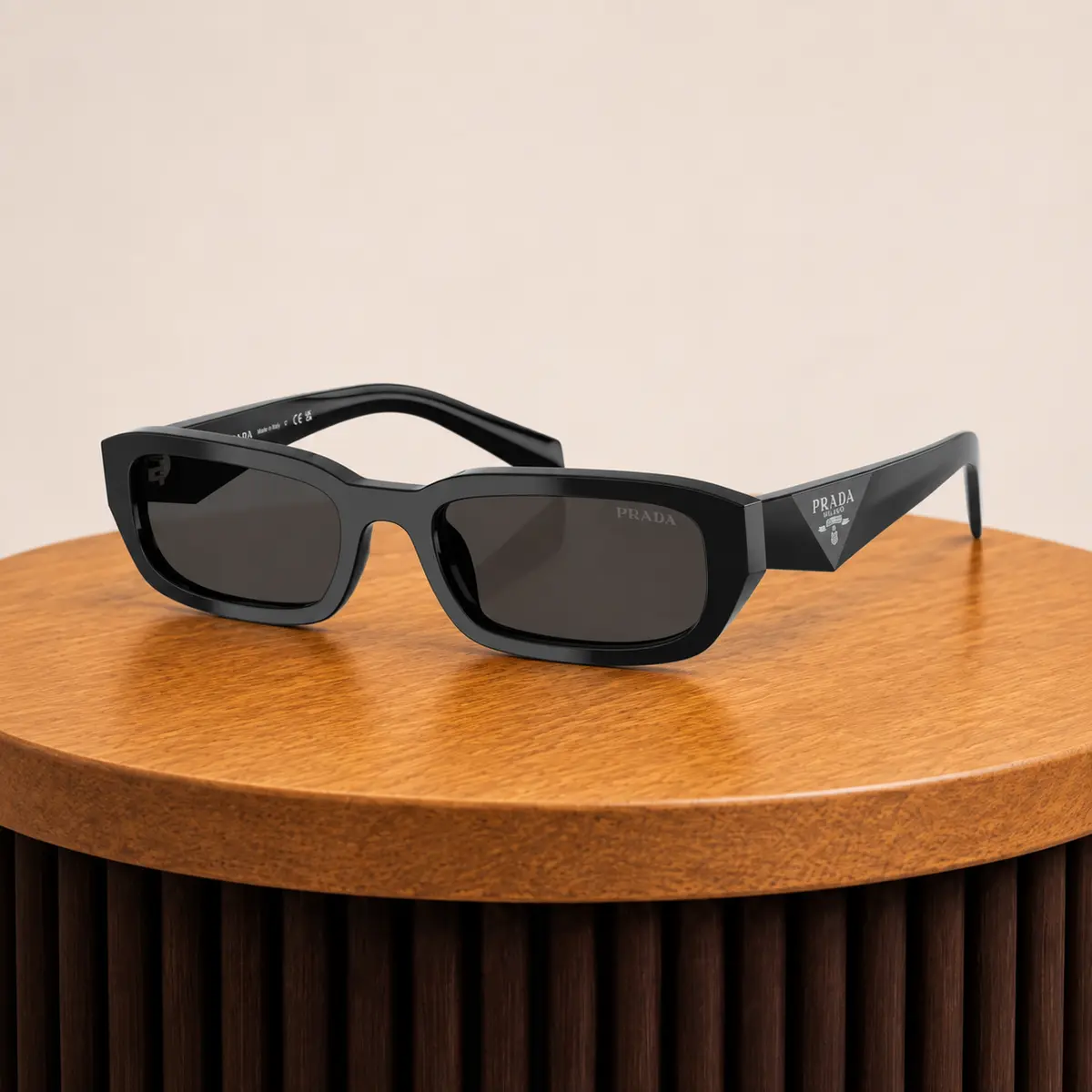 نظارة شمسية Prada PRB06S بإطار مربع للرجال